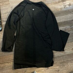 black/dark grey swiftly long sleeve
